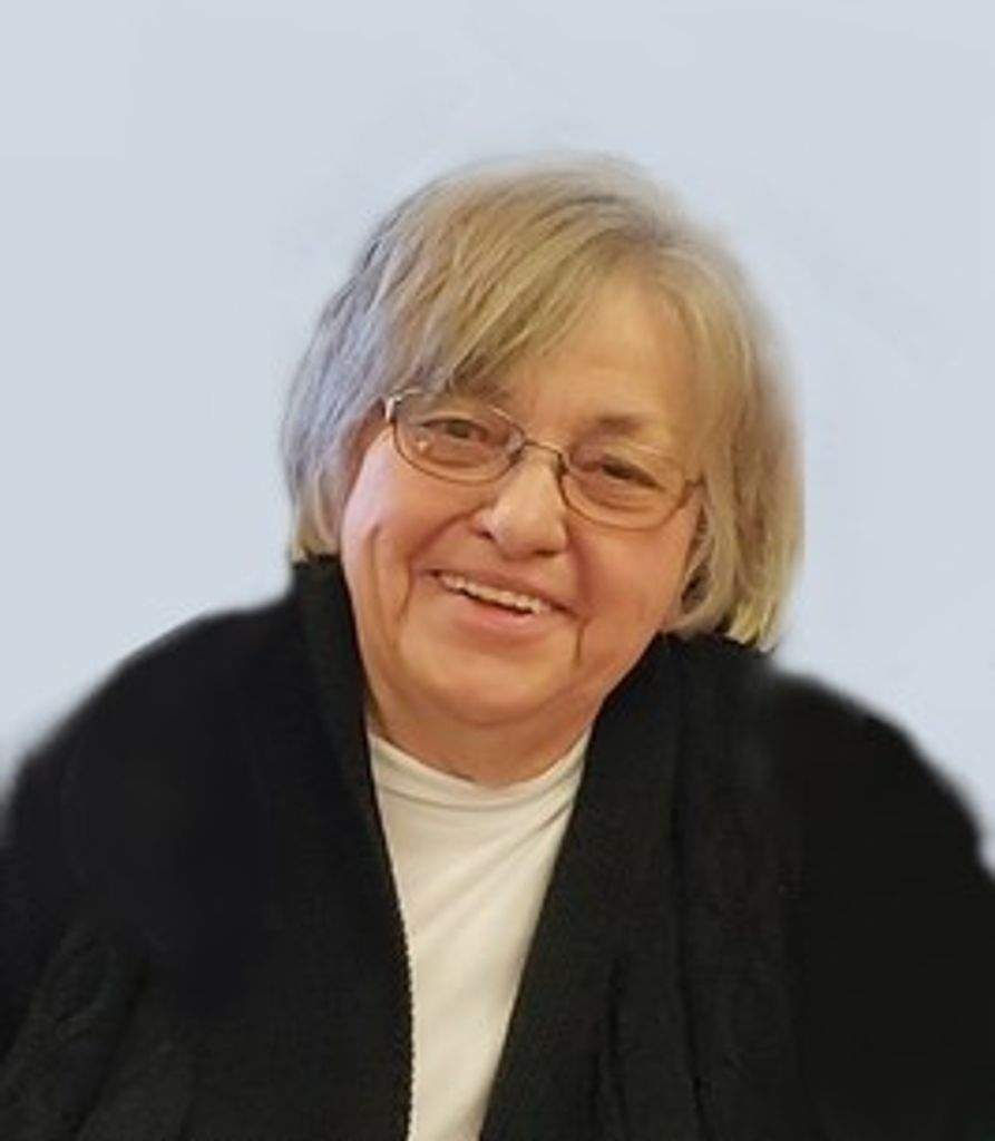 Christine (Belfeuil) Lewis