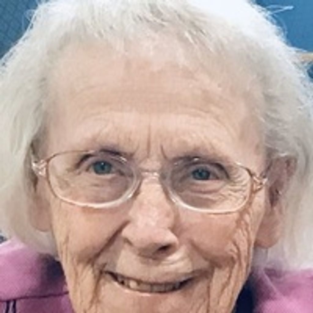 Glenna S Beesley