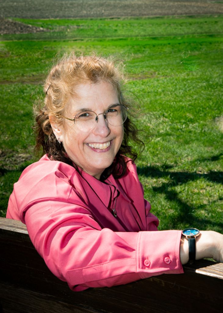 Betsy Norland Profile Photo