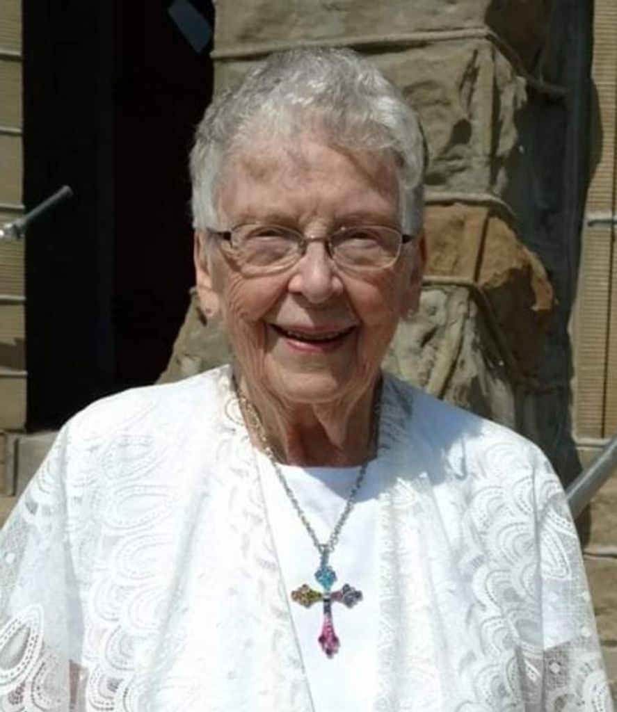 June Marion (Kitchell)  Querback