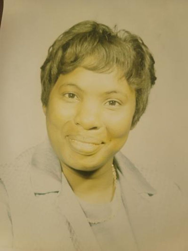 Luvera Humphrey Profile Photo