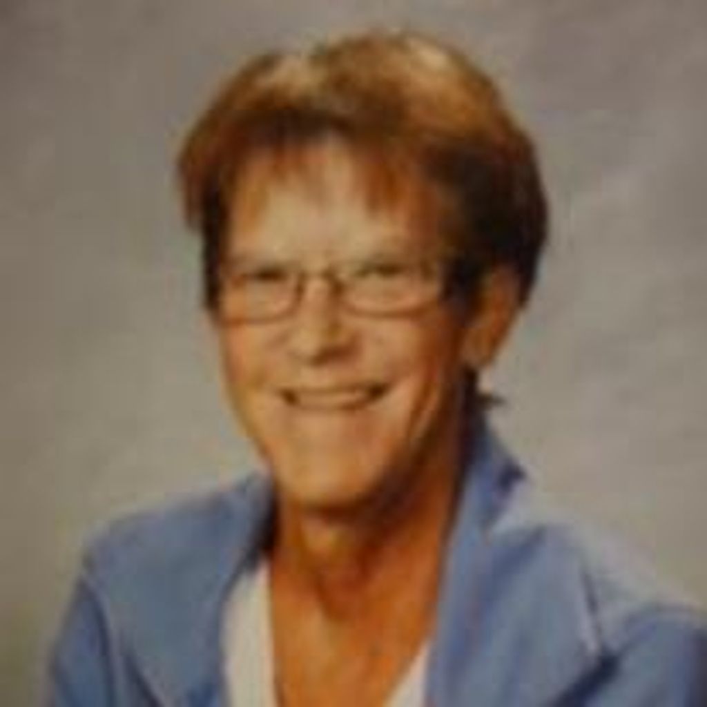 Julie Karnes