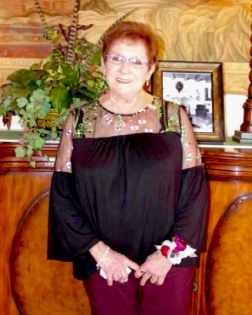 Antoinette Marie "Toni" Lindsey
