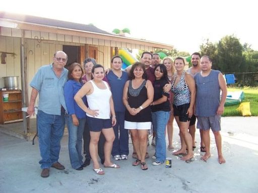 Roel Gutierrez de la Garza photo gallery thumbnail 18 of 41