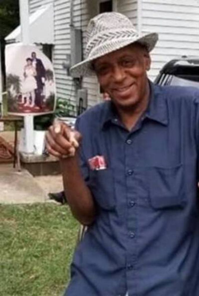 Merrill Lee Brooks Profile Photo