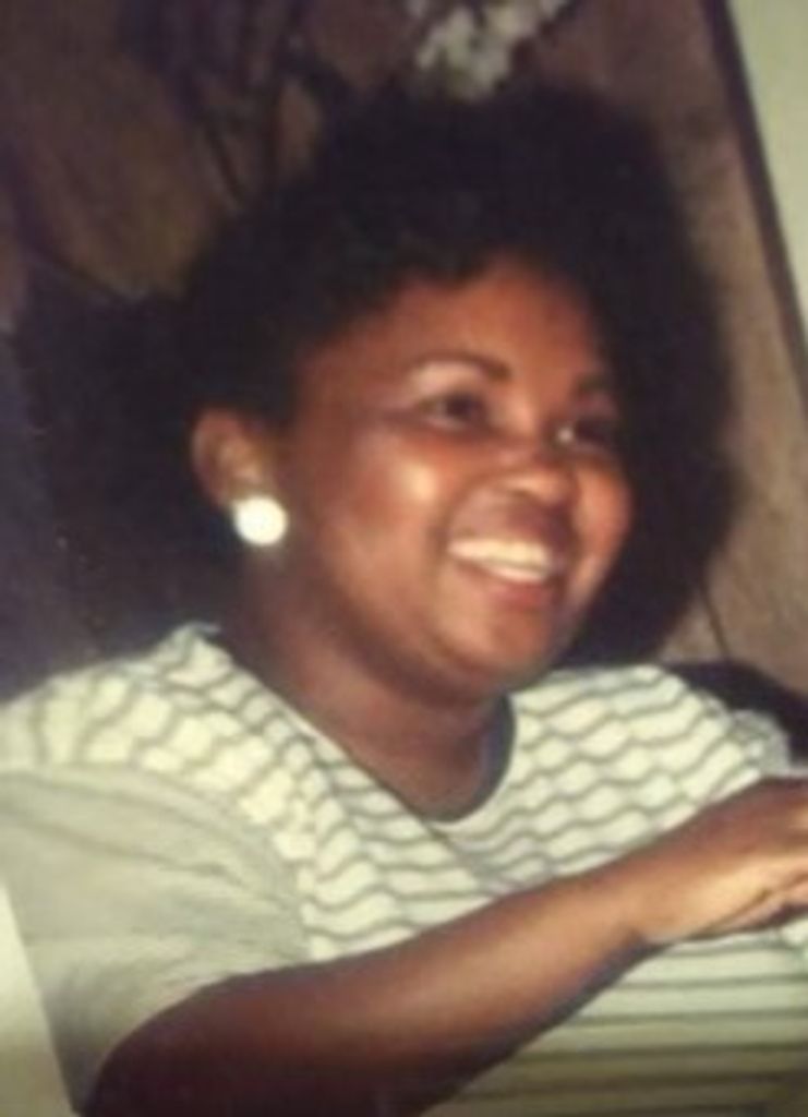 Polly Smith Profile Photo