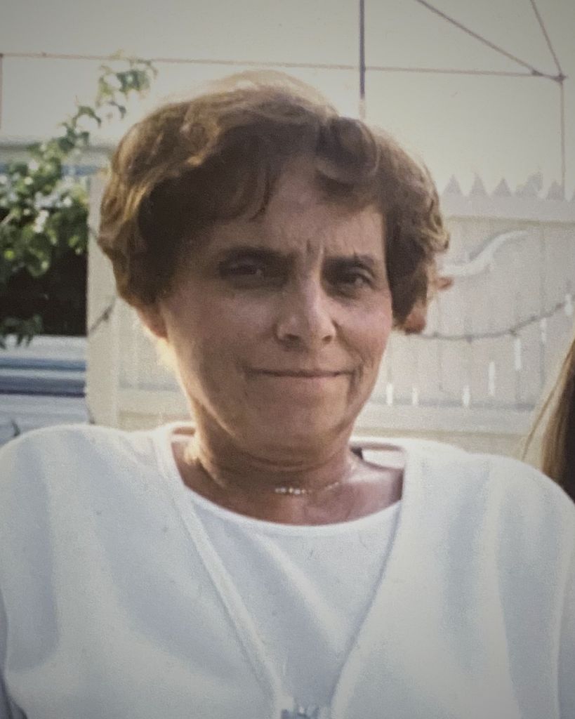Emma L. Reyes