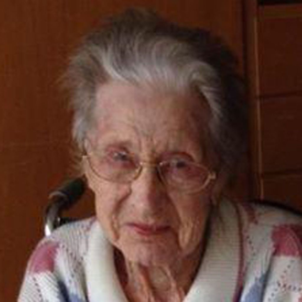 Lucille Violet Kratochvil