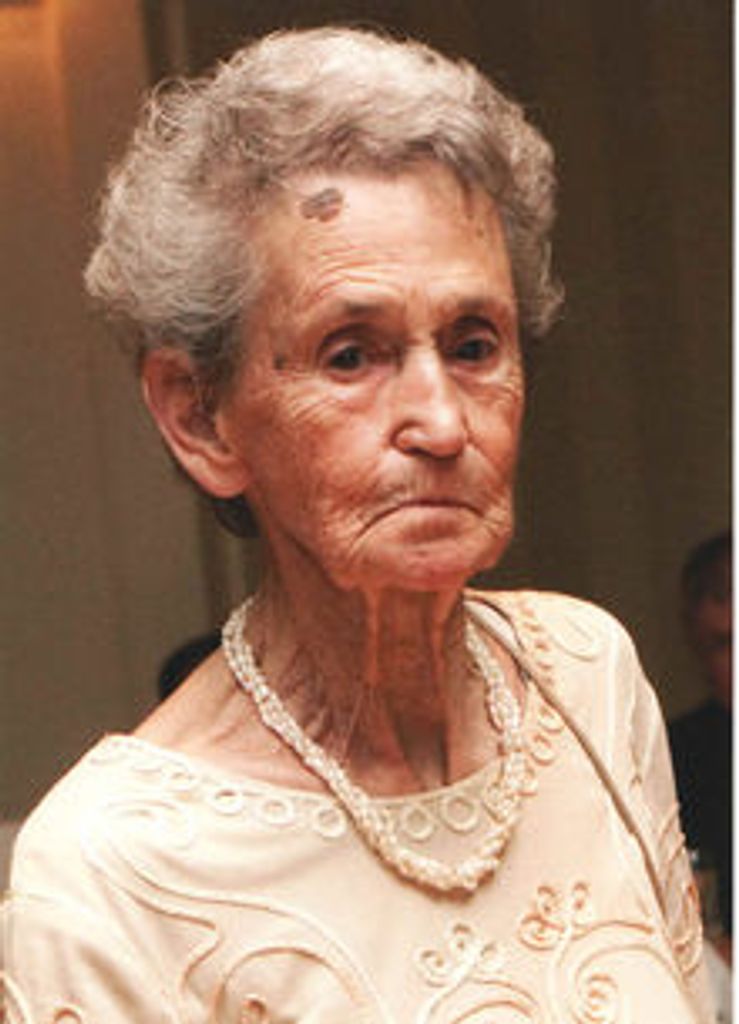 Evelyn  Mary (Comeau)  Connolly