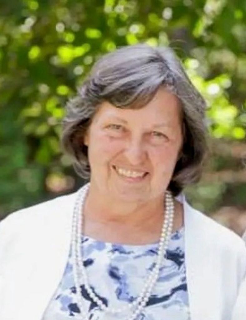 Connie Holloway Profile Photo