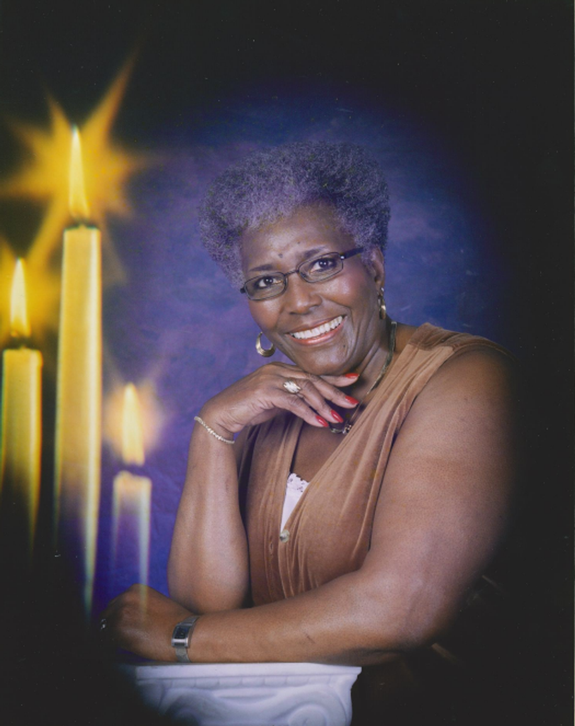 Ms. Lillie Palmer