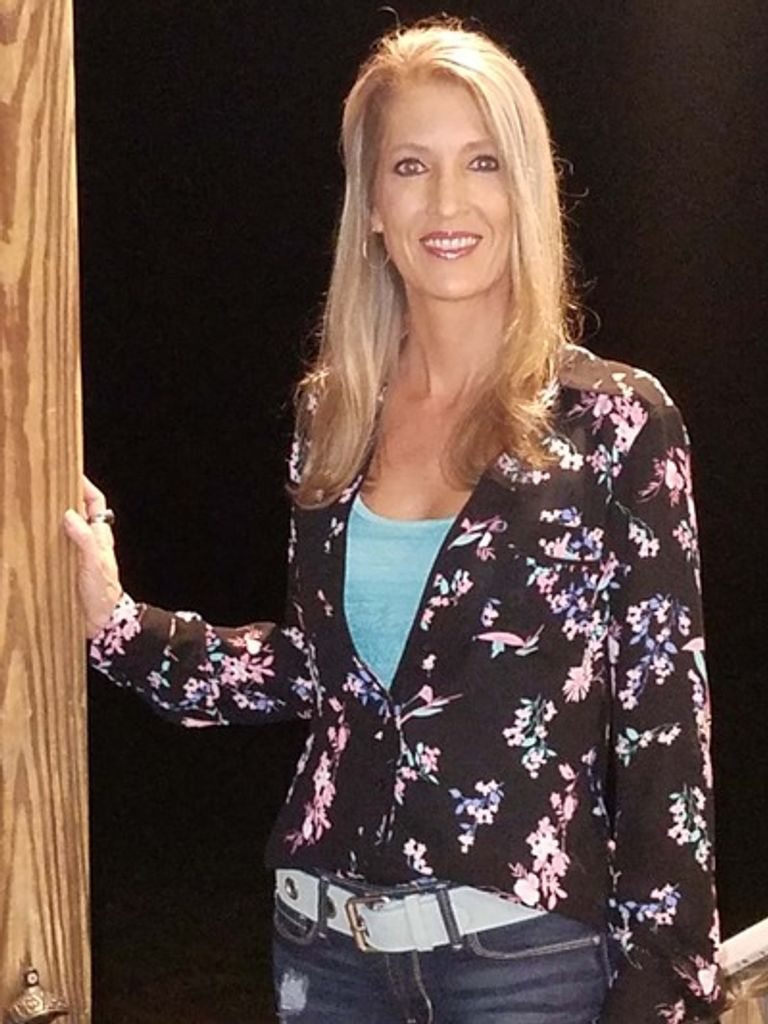 Carol Lynn Hardy