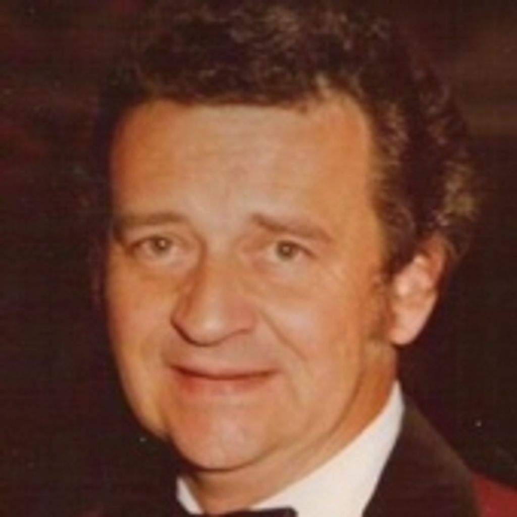 Robert E. Etchells