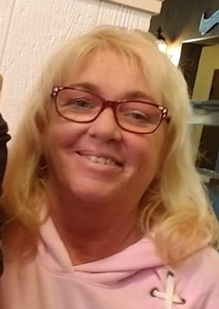 Terri B. (Nicholson)  Veliz Profile Photo