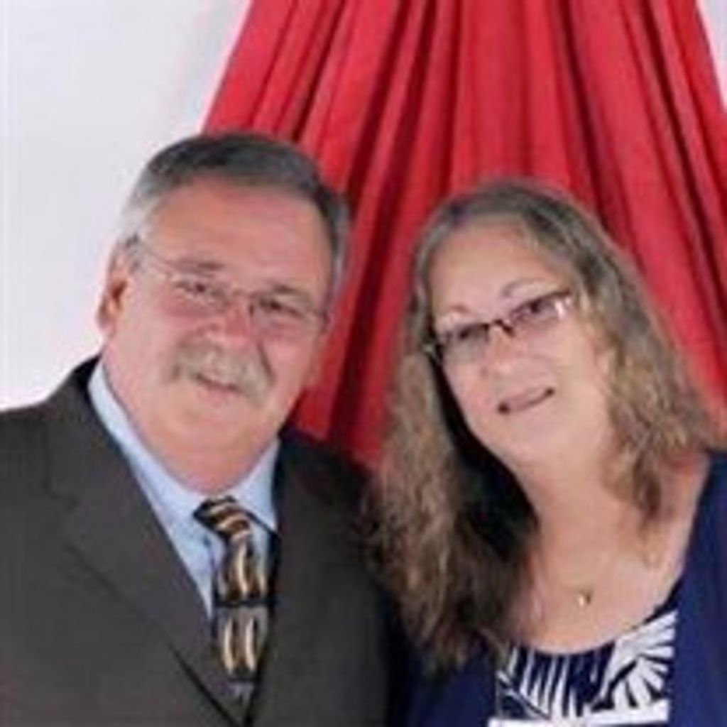 Tim Curtis Lowe Profile Photo