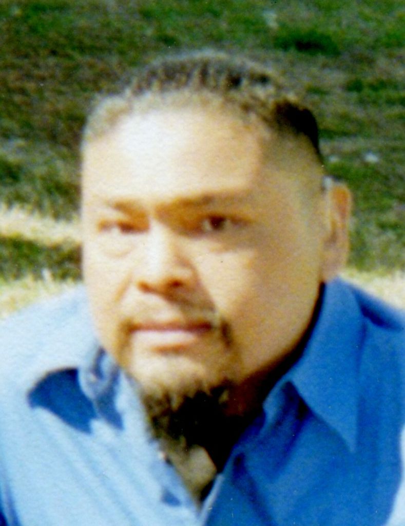 Roberto Villanueva Profile Photo