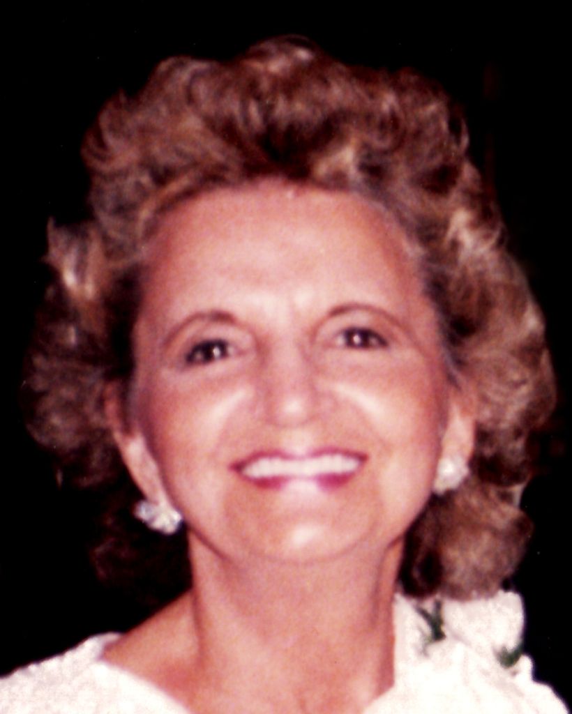 Nike Avlas Profile Photo