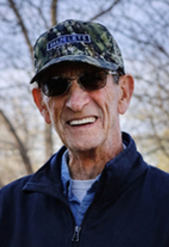 Robert W. Lauzon Profile Photo