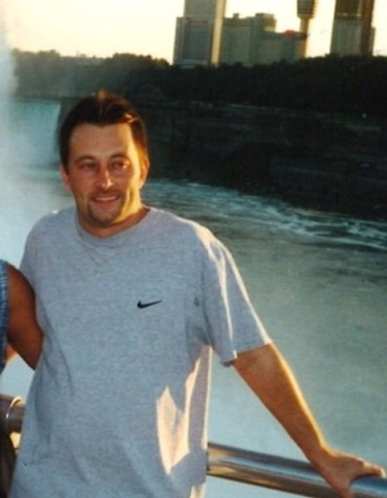 William Morris Profile Photo