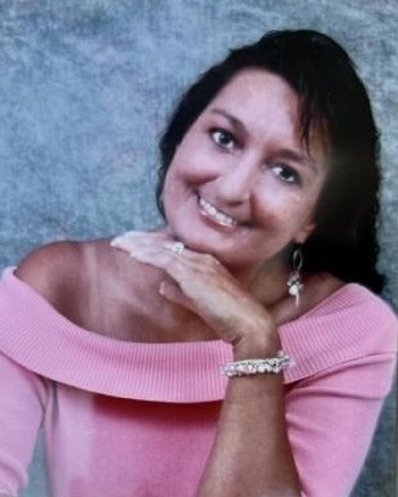 Maria Teresa Vigil Profile Photo