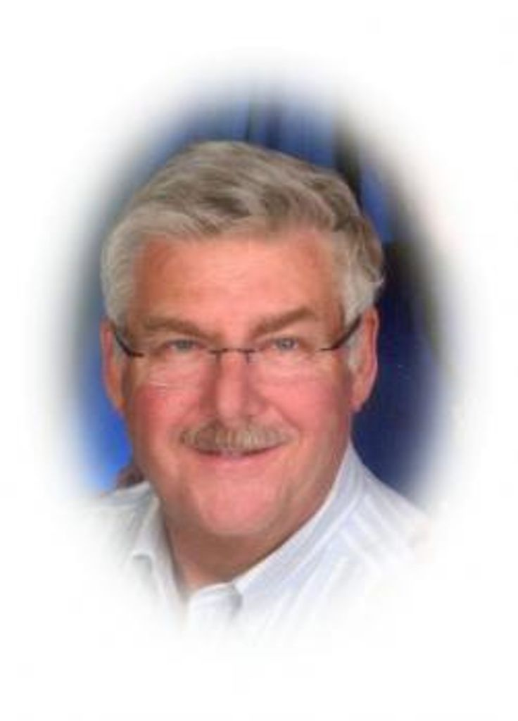 Peter Charles Macdonald Hall Profile Photo