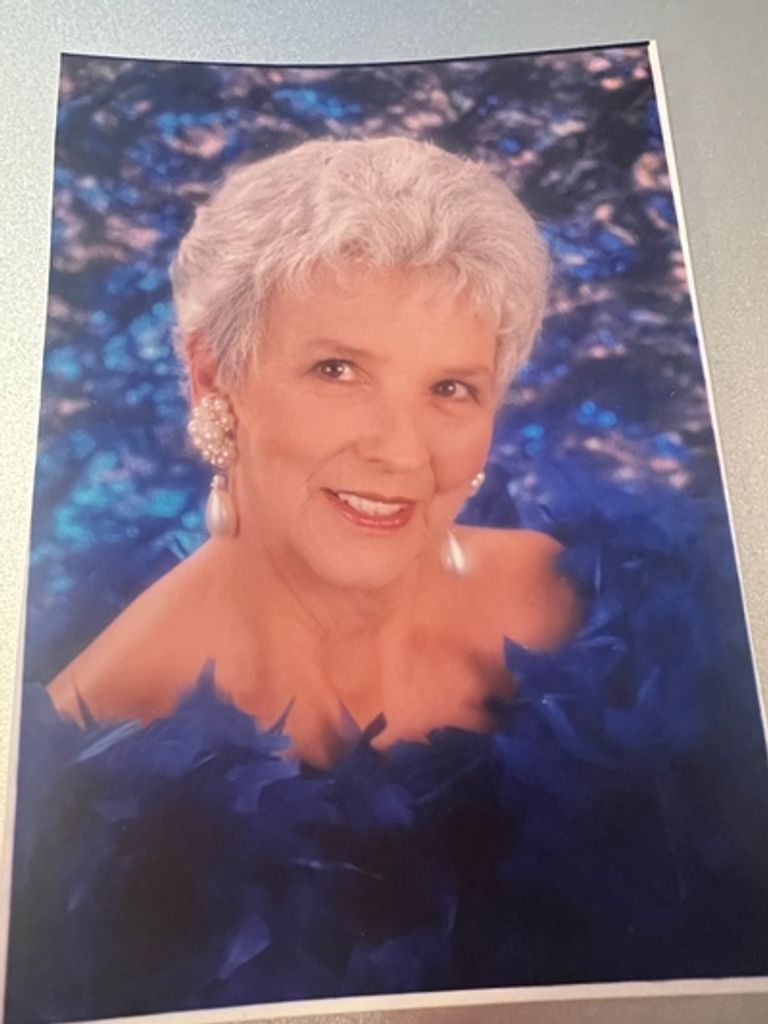 Eva Cox Mundy Profile Photo