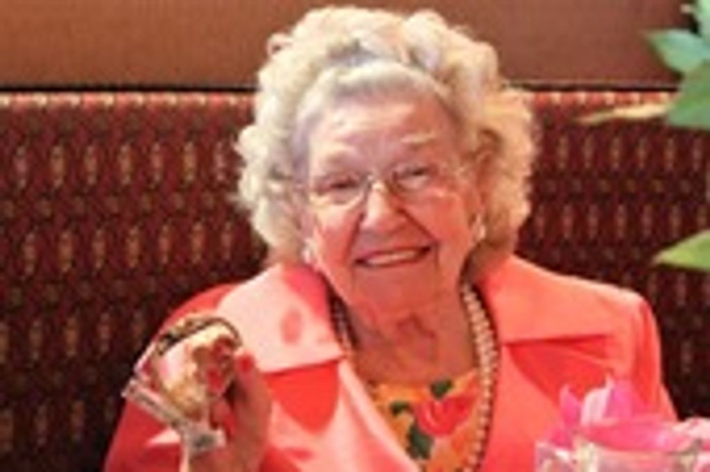 E. Annamae Clark (Danmyer)