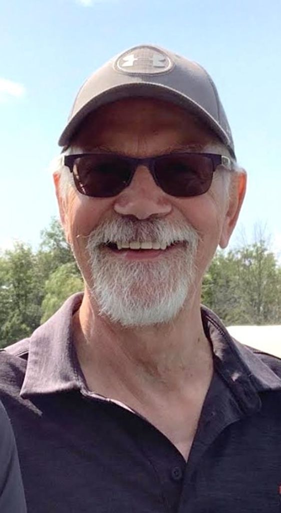 Dennis Raszewski Profile Photo