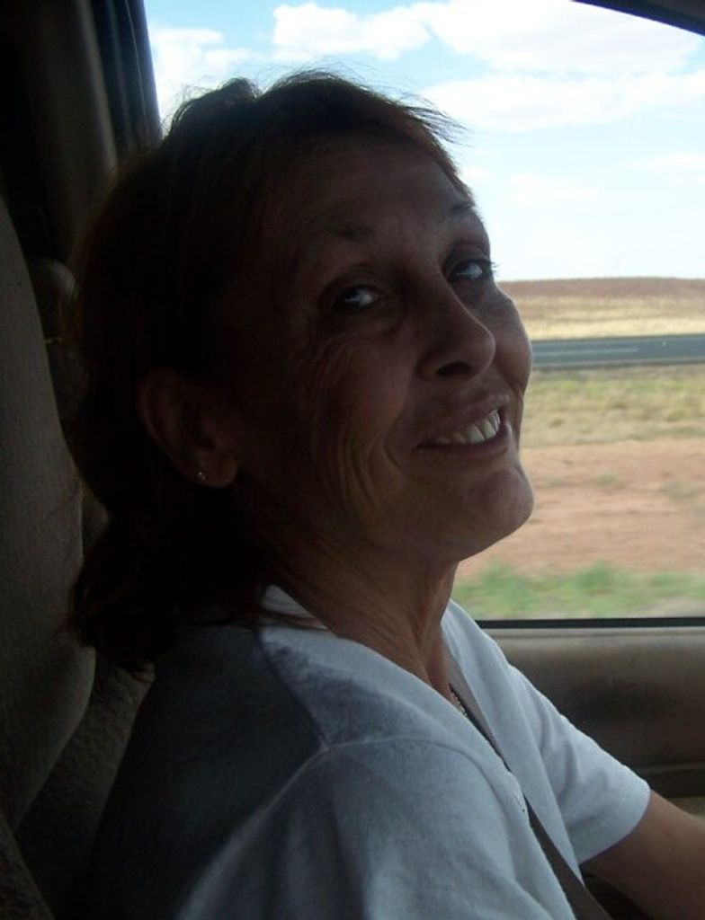 Mary Lee (Crouse)  Hum