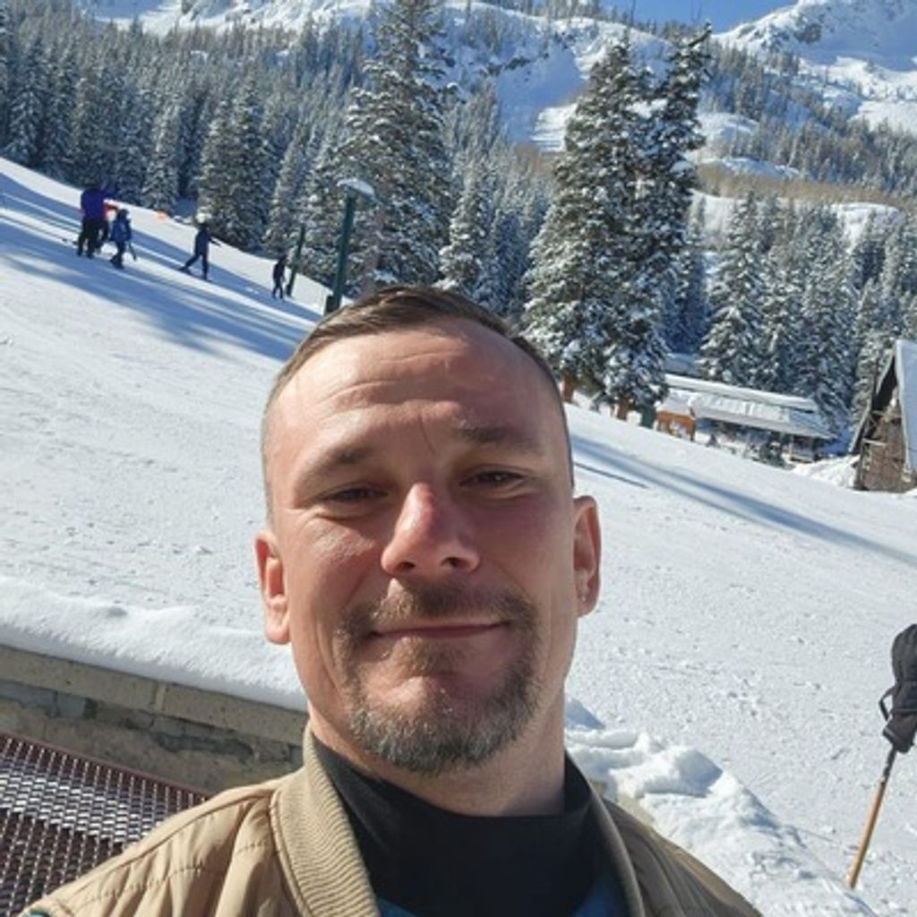 Karol Kozlowski Profile Photo