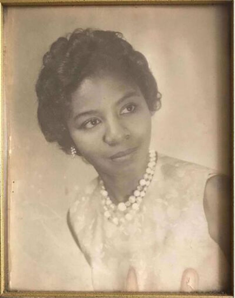 Ms.Gisele Charles