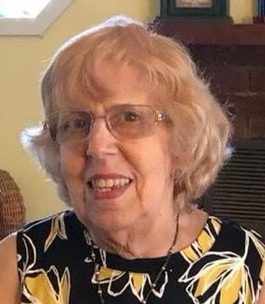 Lorraine Tolar Profile Photo