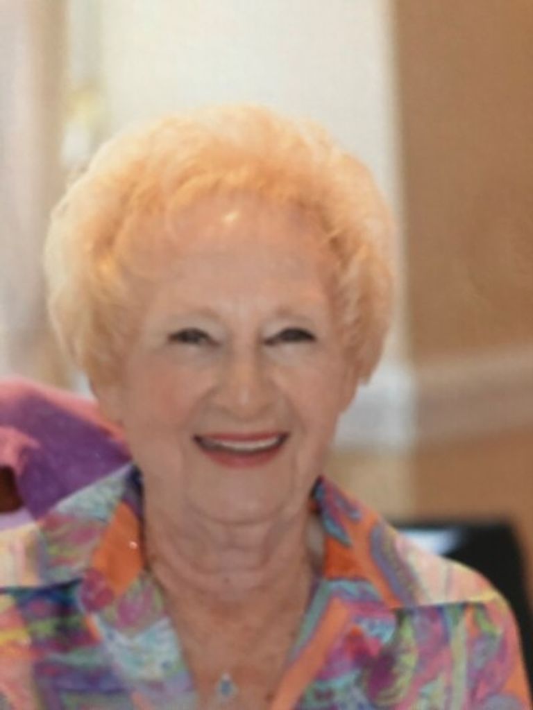 Naomi Meyer Profile Photo