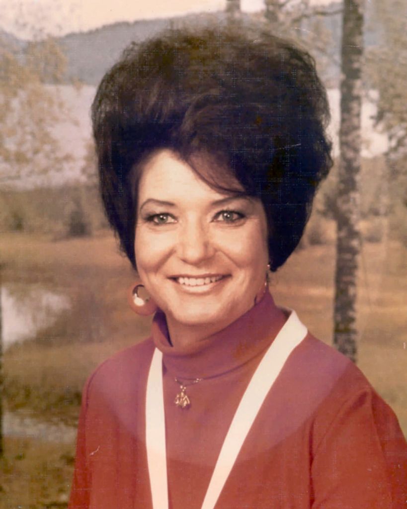 Connie Lee (Campbell)  Leonard