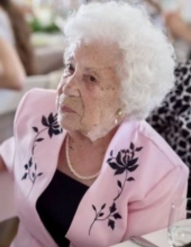 Dorothy Barbara Santos Profile Photo