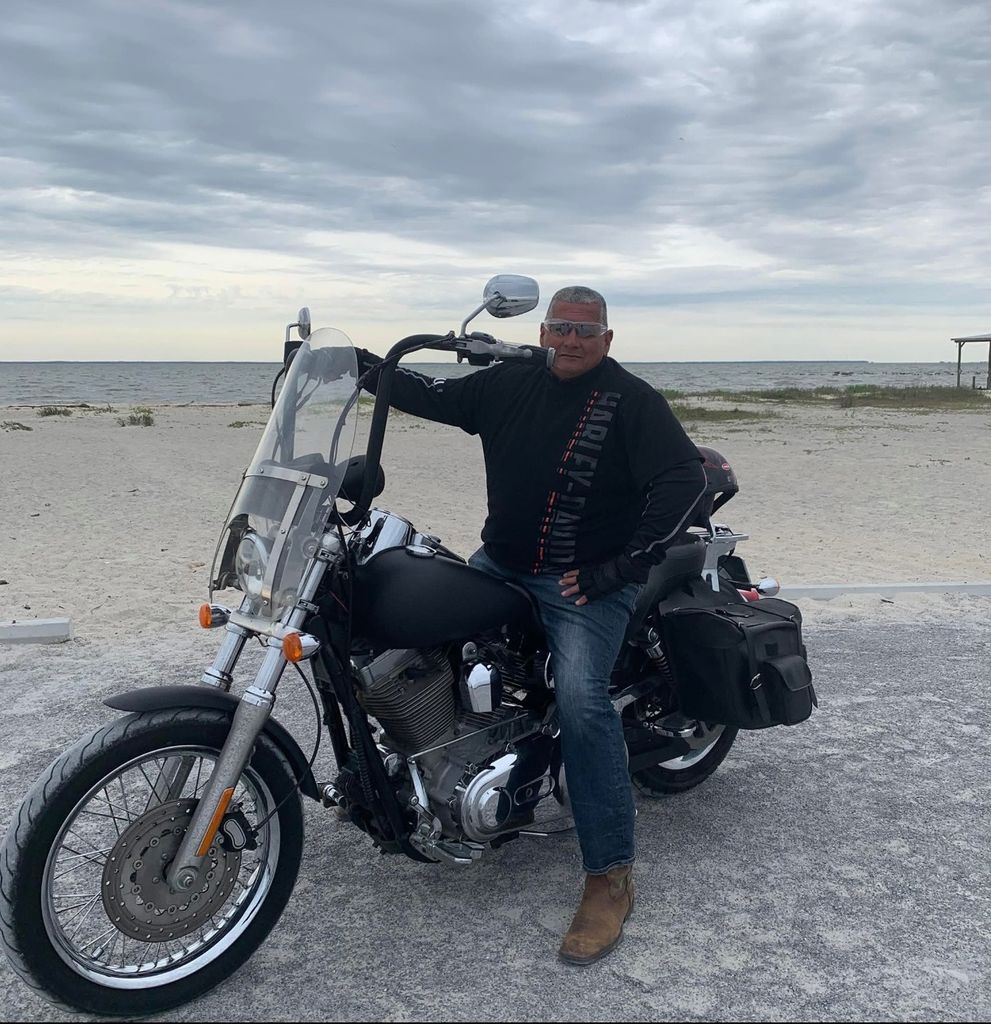 Michael Flores Sr.