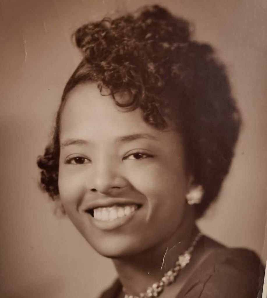 Mrs. Elaine Foster-Lee