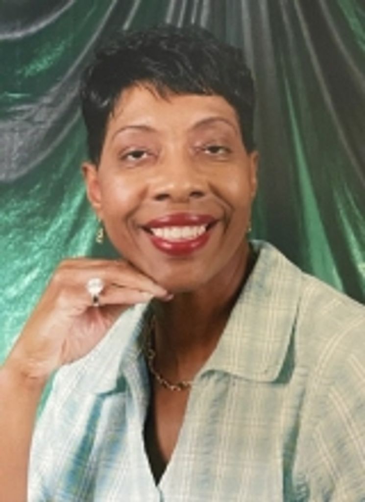 Roslyn V Mrs. Mitchell