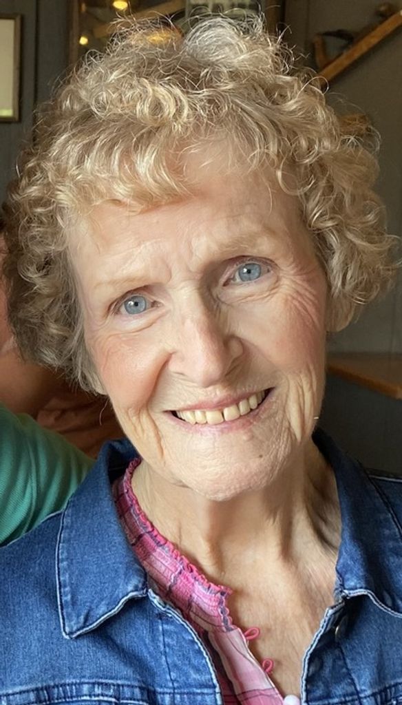 Joan Moore Donahoe Profile Photo