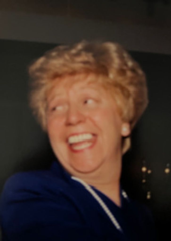 Laura Grace Viola Profile Photo