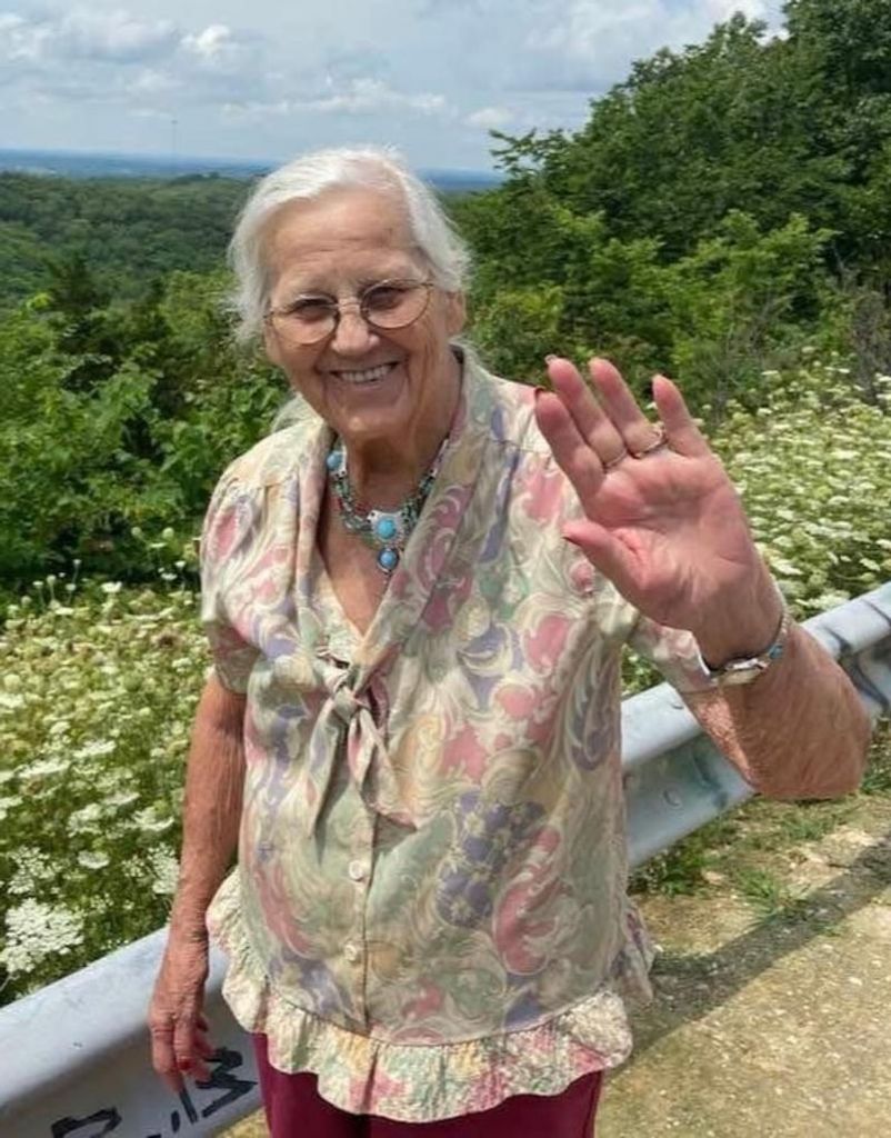 Betty Lee Collins Profile Photo