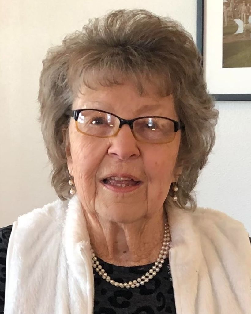 Ramona R Schloskey
