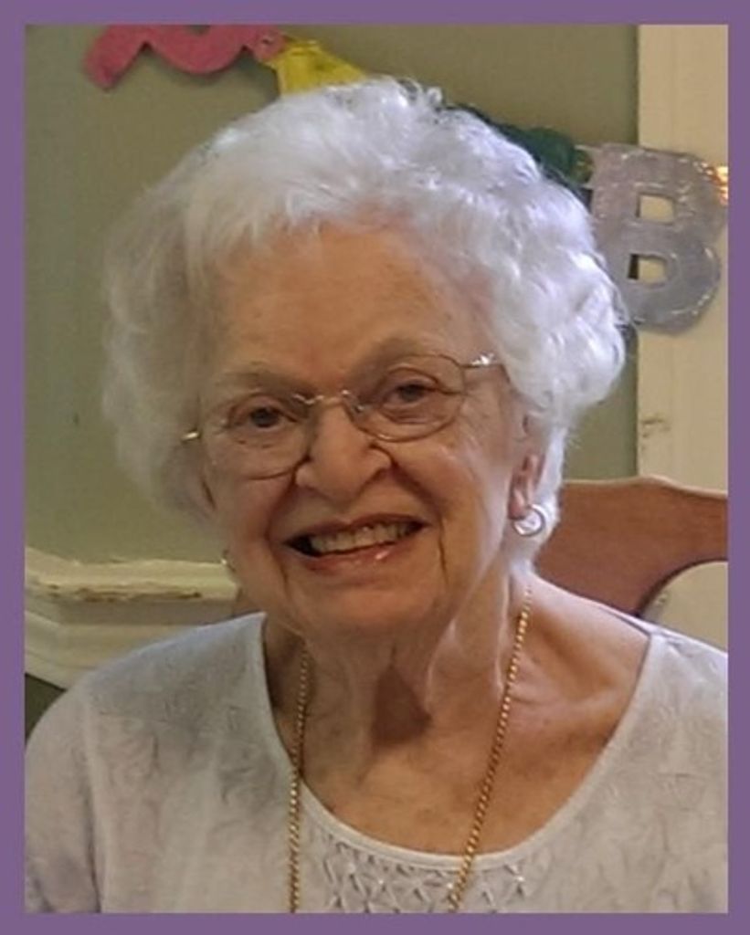 Elizabeth Kisby Profile Photo