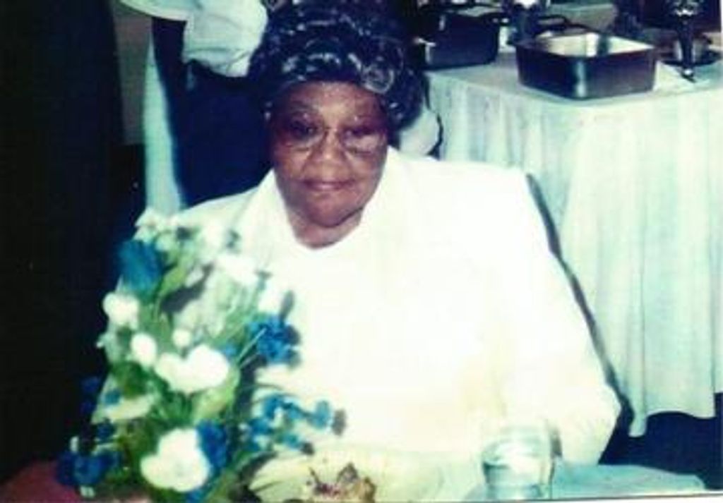 Lorena Newton Holmes