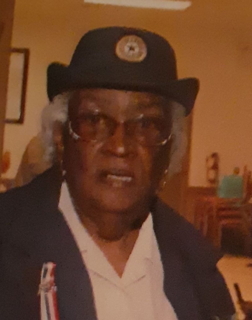 Catherine J. (Smith)  Tucker