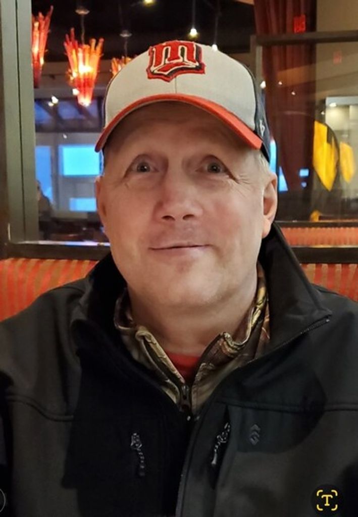 Brent Carter Simmons Profile Photo