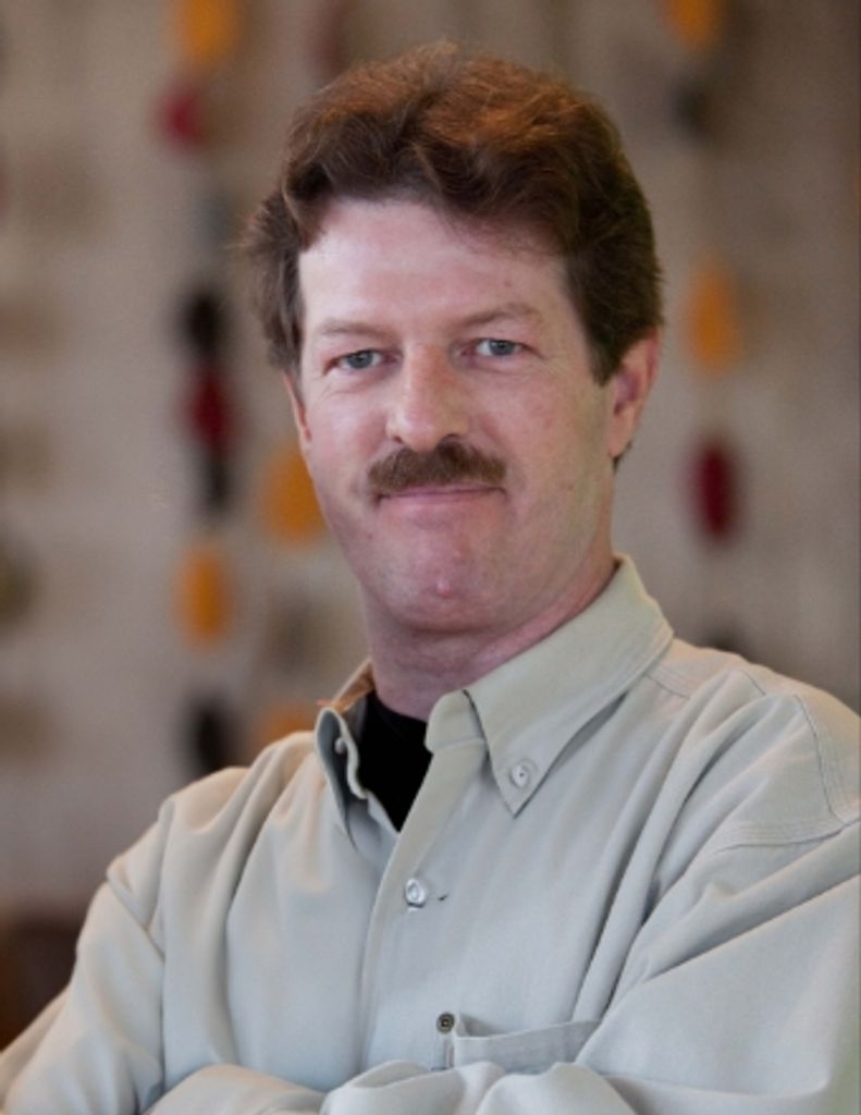 Frank Lewis Profile Photo
