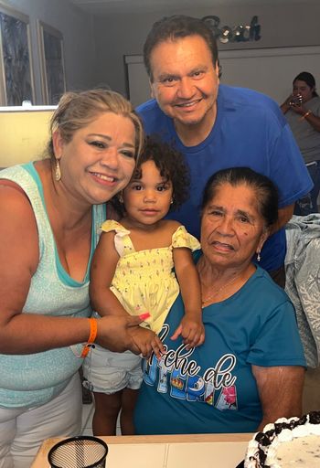 Juan Jose Gonzalez photo gallery thumbnail 299 of 377