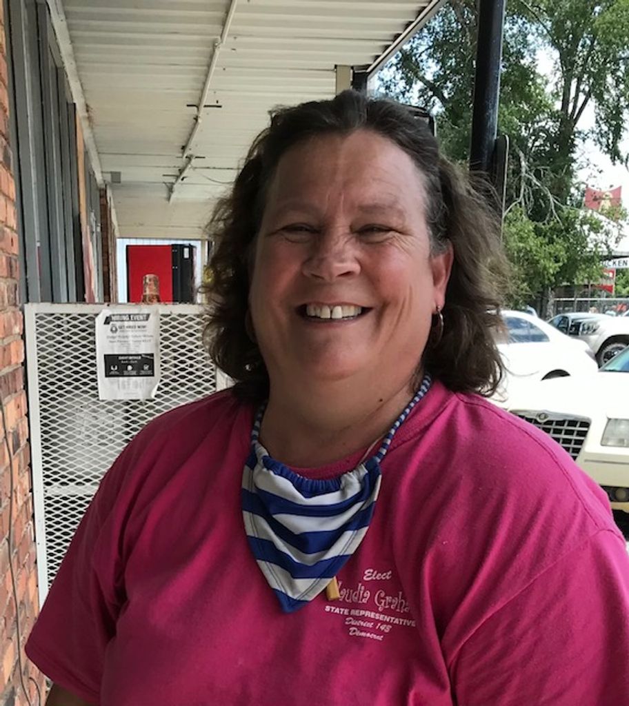 Sherry (Wynn)  Bradshaw Profile Photo