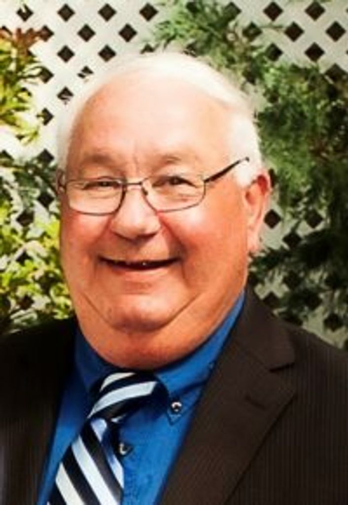 Robert J. Marshall